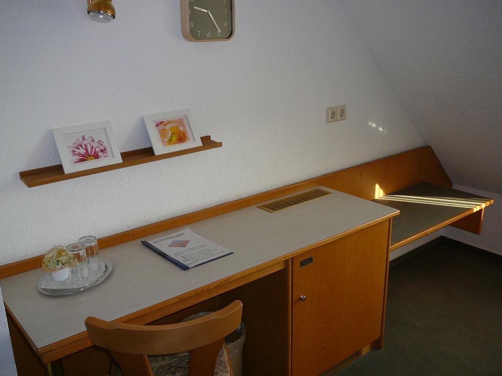 Hotel Garni Schmid Neu-Ulm Rum bild